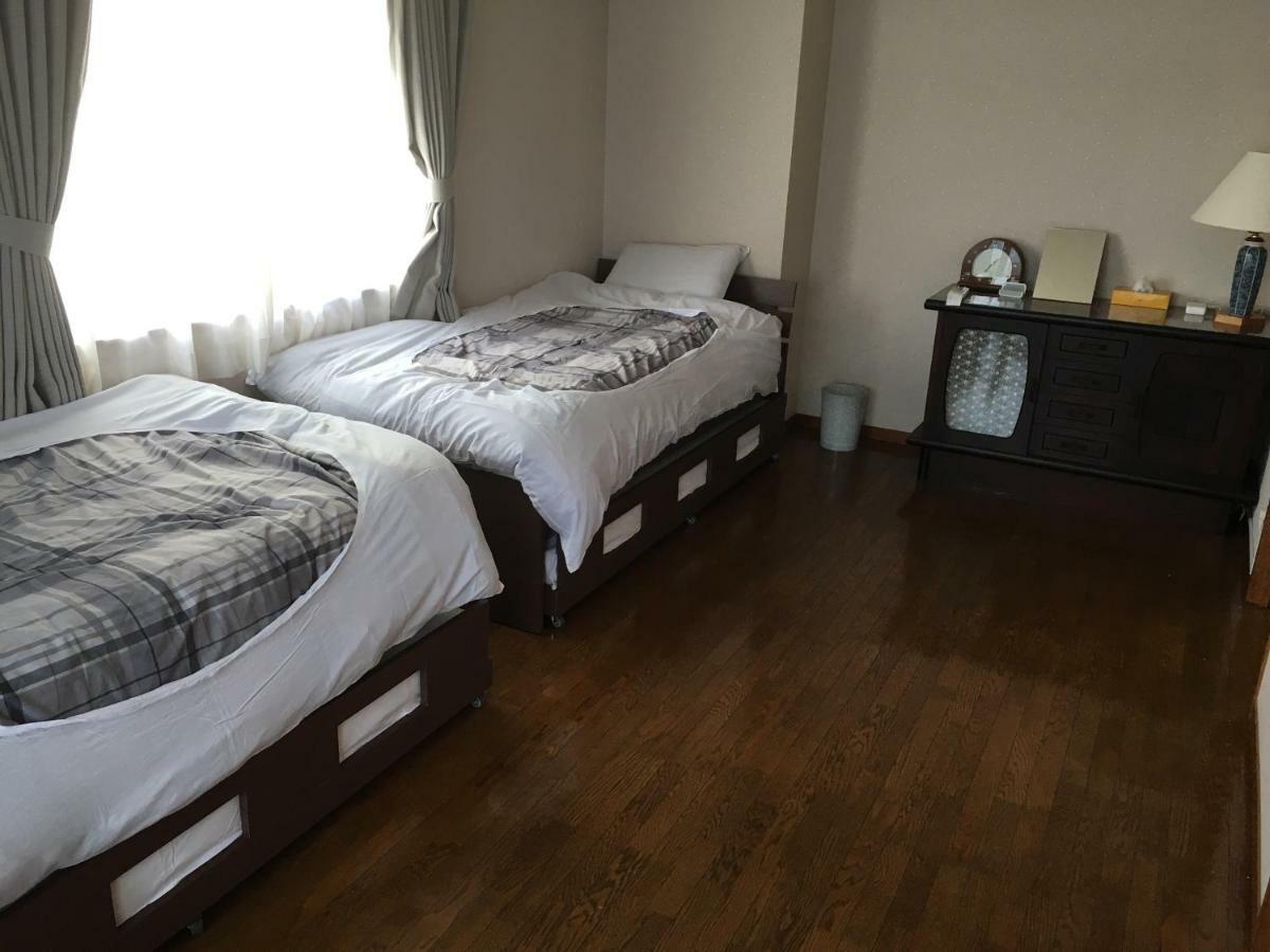 Hostel Mallika Хирошима Екстериор снимка